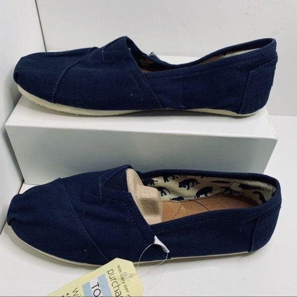 Toms Navy Canvas Men’s Classic Slip on Shoes - Picture 5 of 7